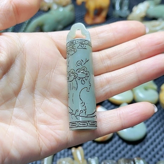白玉菩提吊坠摆件
