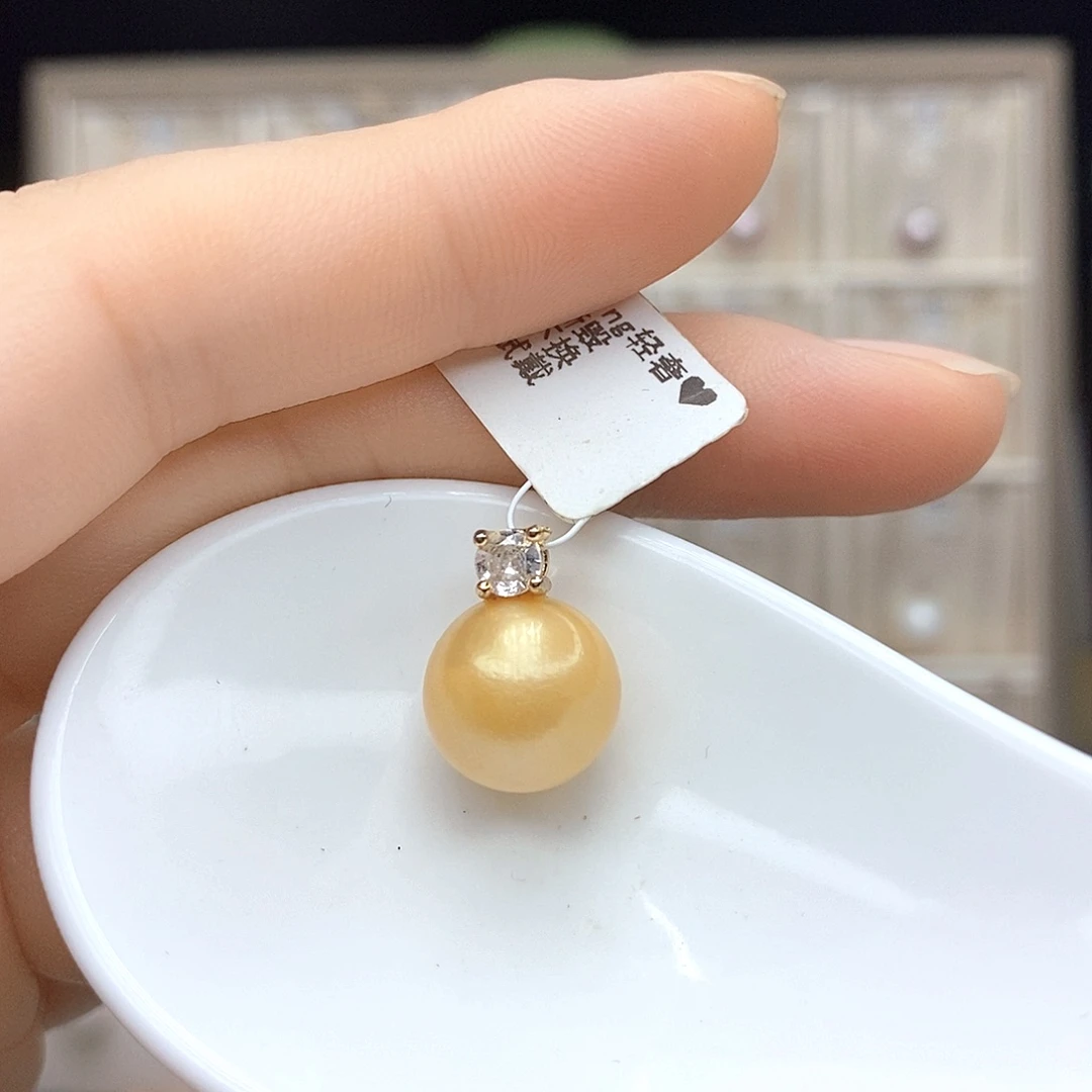 淡水珍珠合金颈饰
