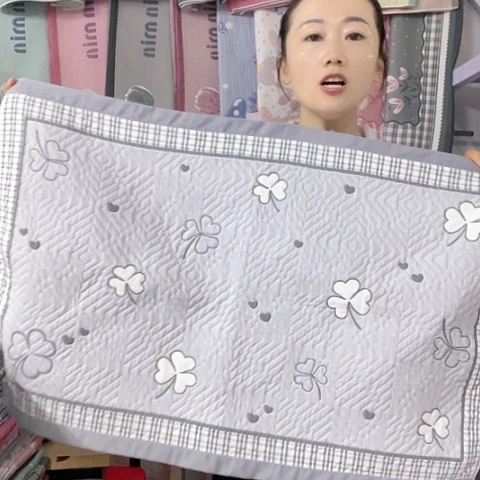 棉特价灰色四叶草