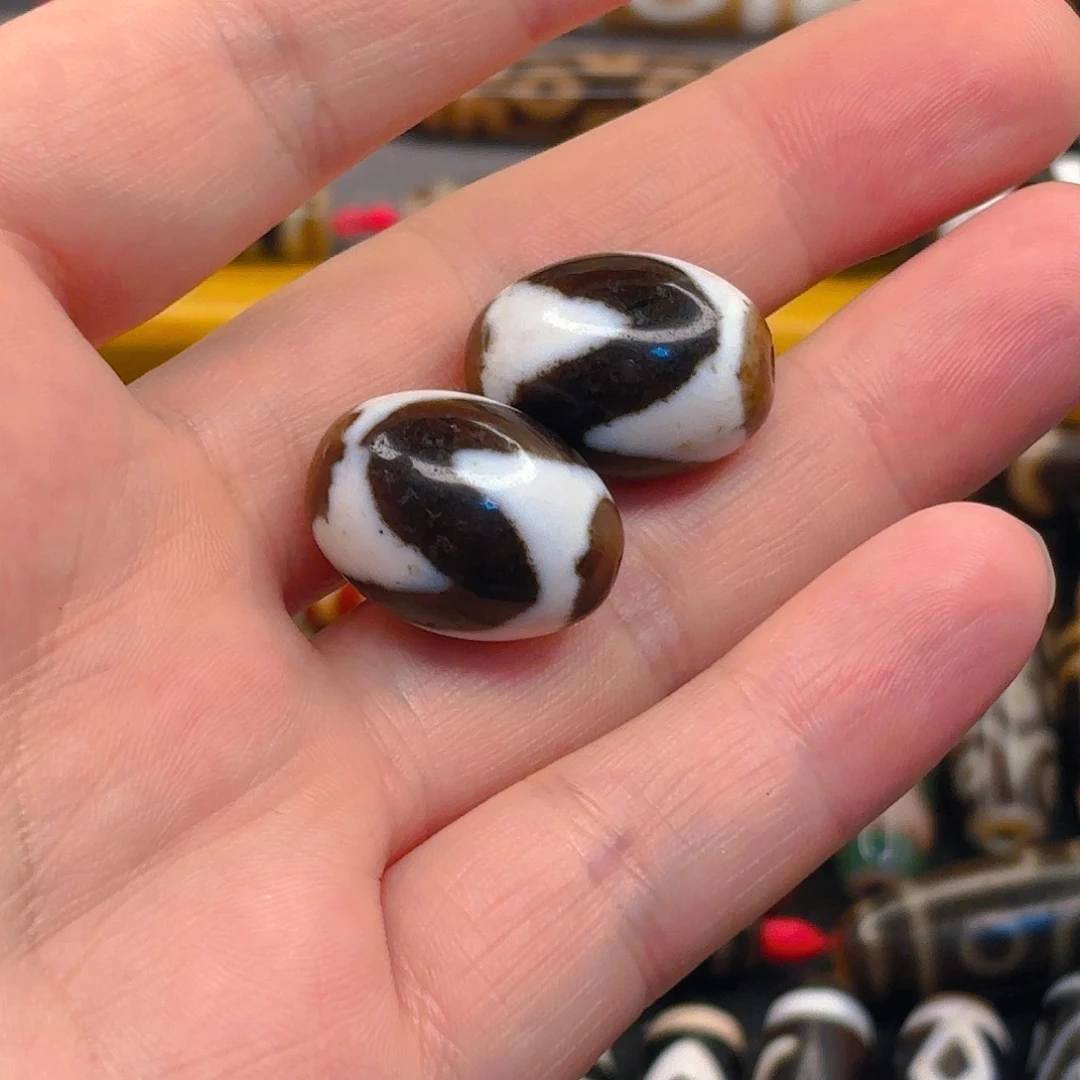 皓***宸合金玛瑙/玉髓珠宝半成品