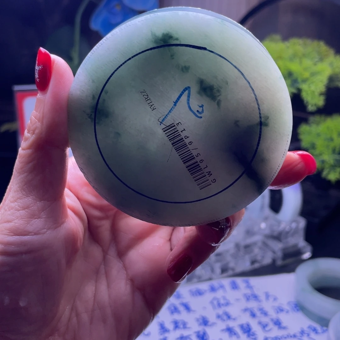 凯***哥定制翡翠未镶嵌缅A翡翠多样性发一多样性
