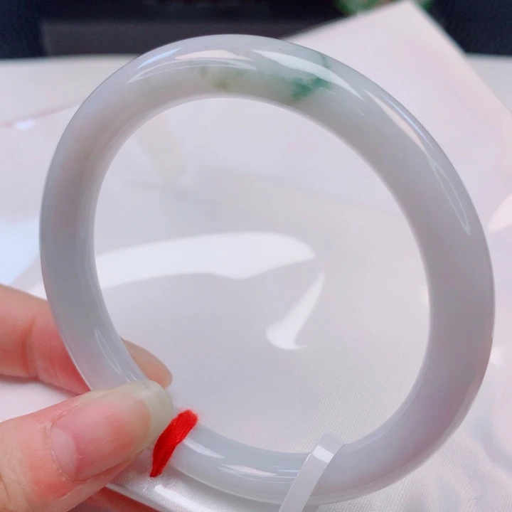 翡翠手镯（圆镯）未镶嵌