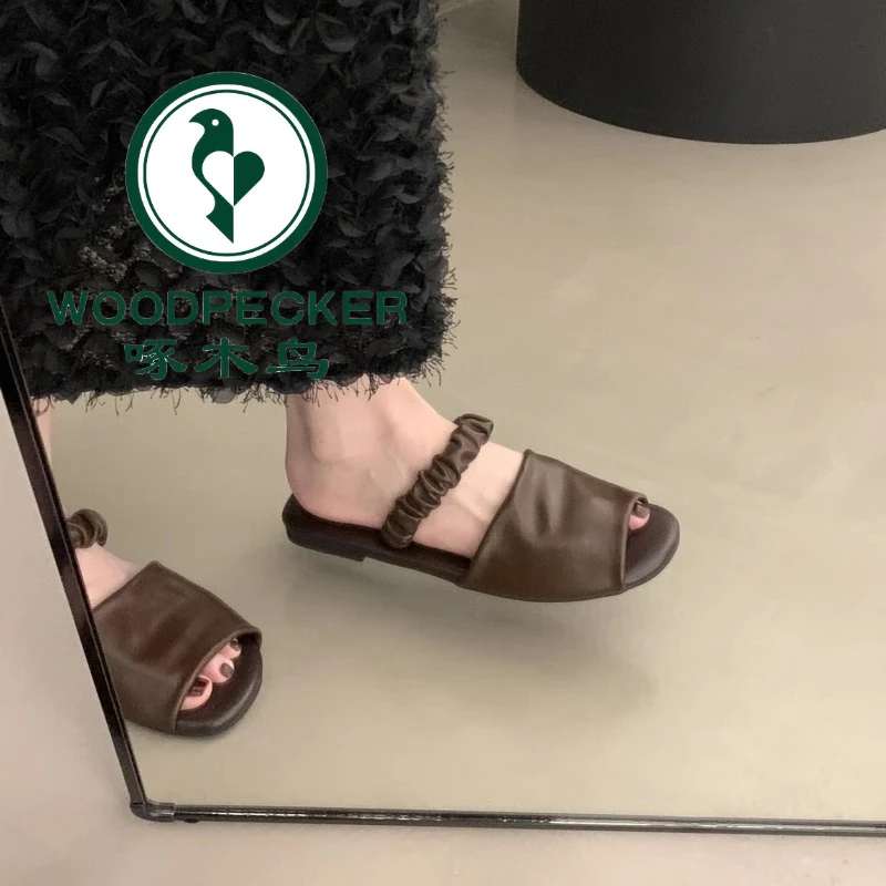 啄木鸟法式平底鱼嘴包头半拖鞋女夏外穿2025新款配裙子沙滩凉拖鞋