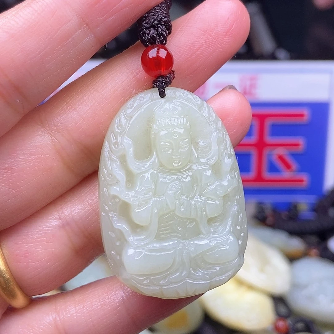 颈饰未镶嵌和田玉