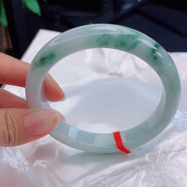 翡翠未镶嵌手镯63圈
