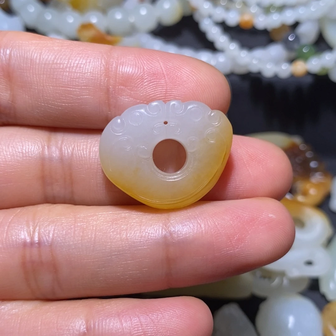 叁***喂和田玉未镶嵌吊坠(不含链)