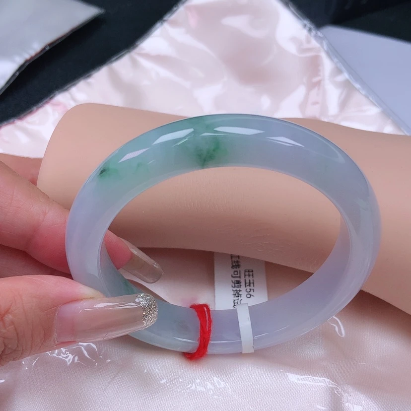【闪购商品】未镶嵌手镯翡翠5657，