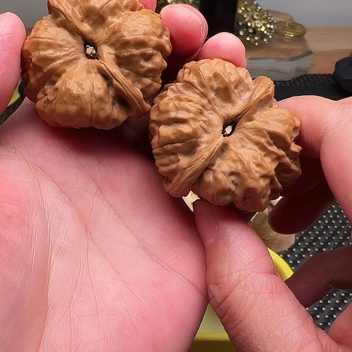 文玩核桃把件石*人文玩核桃文玩核桃