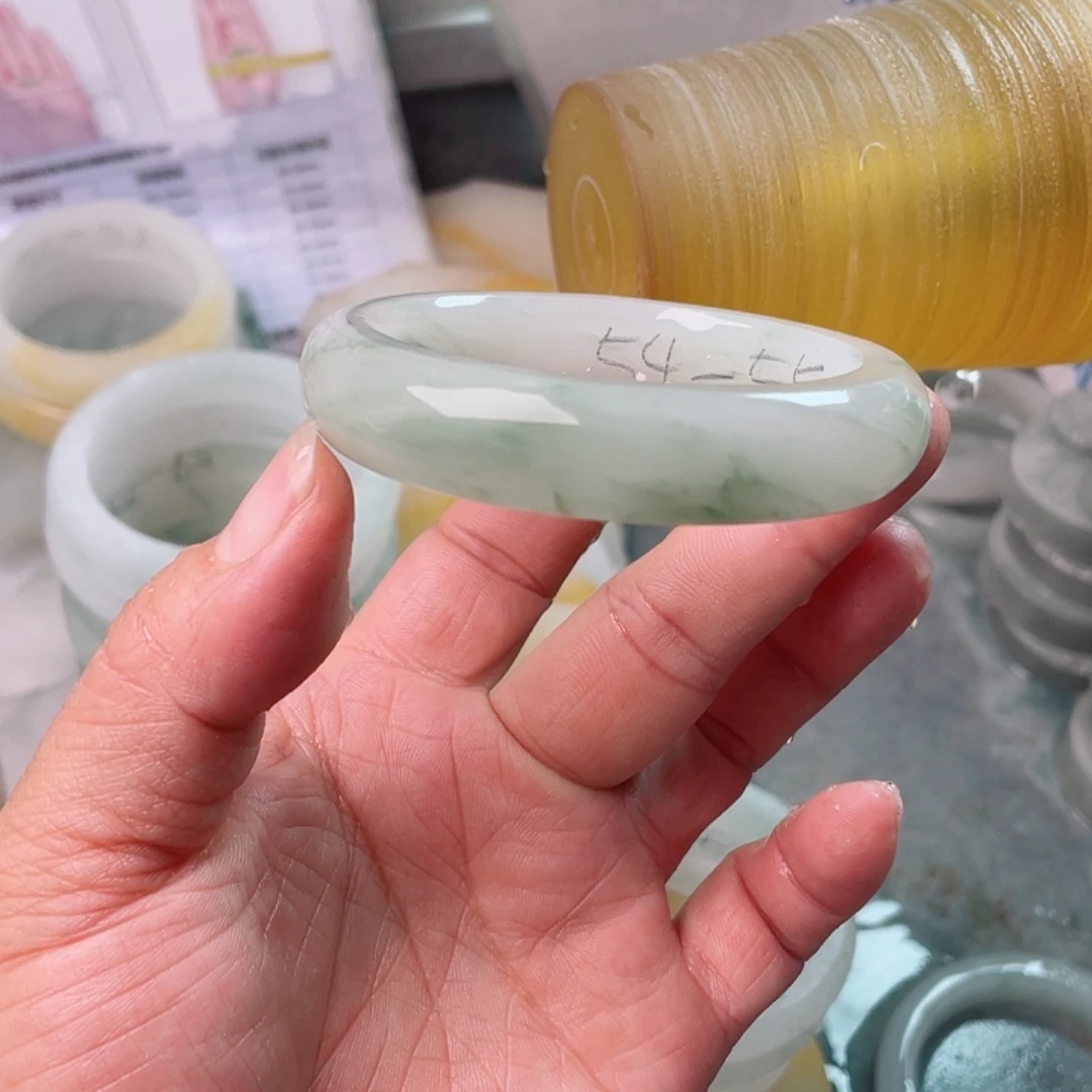 相***间定制石英质玉（天山翠）