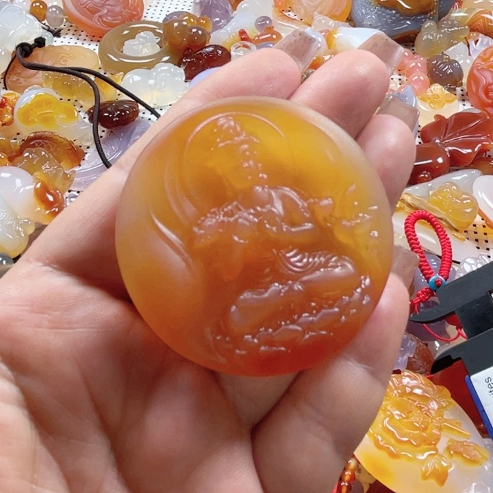 玛瑙/玉髓吊坠(赠链)未镶嵌程****e