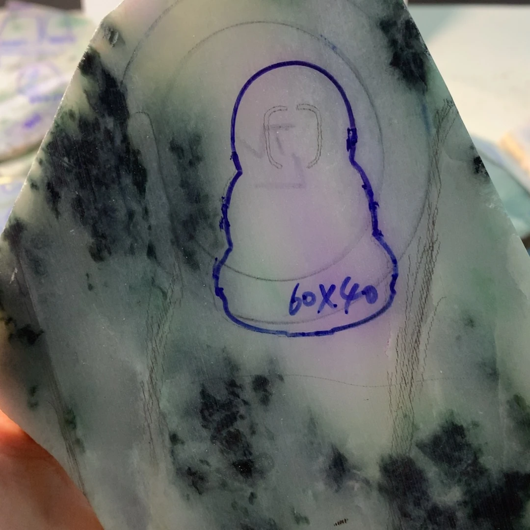 天***视定制翡翠未镶嵌翡翠挂件