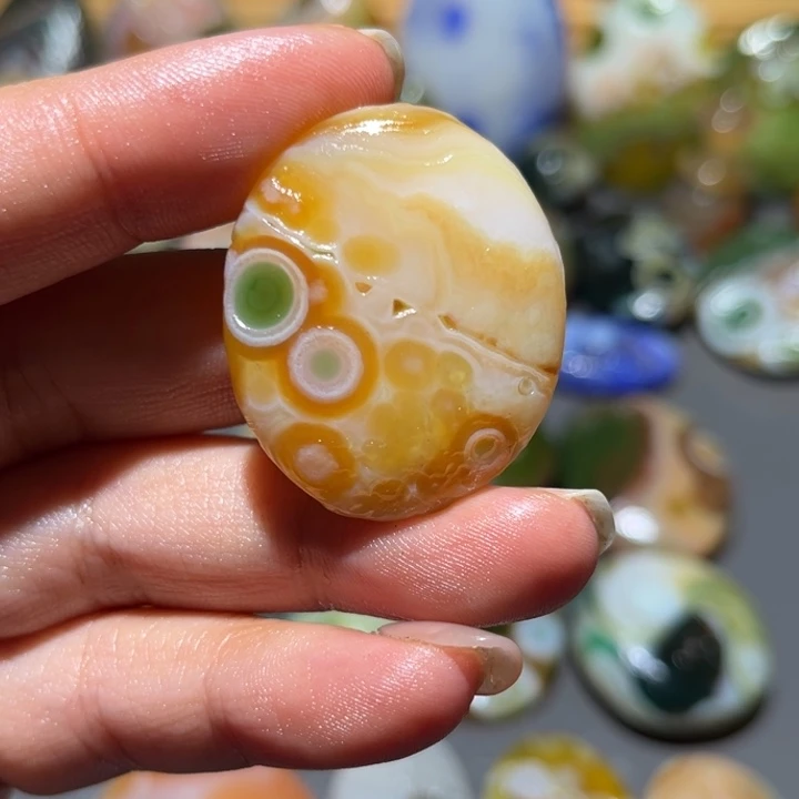 未镶嵌颈饰玛瑙/玉髓