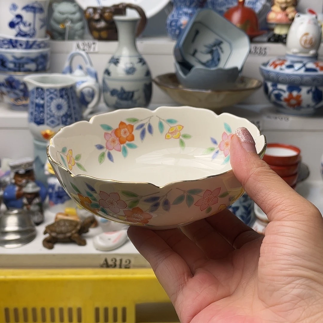 瓷片哈哈哈要看的节目很多呢这个