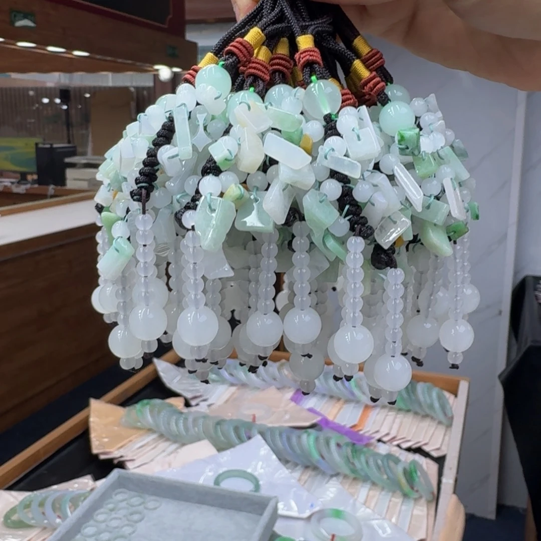 翡翠未镶嵌颈饰纯天然缅甸翡翠A货多样性发一圆珠为玻璃