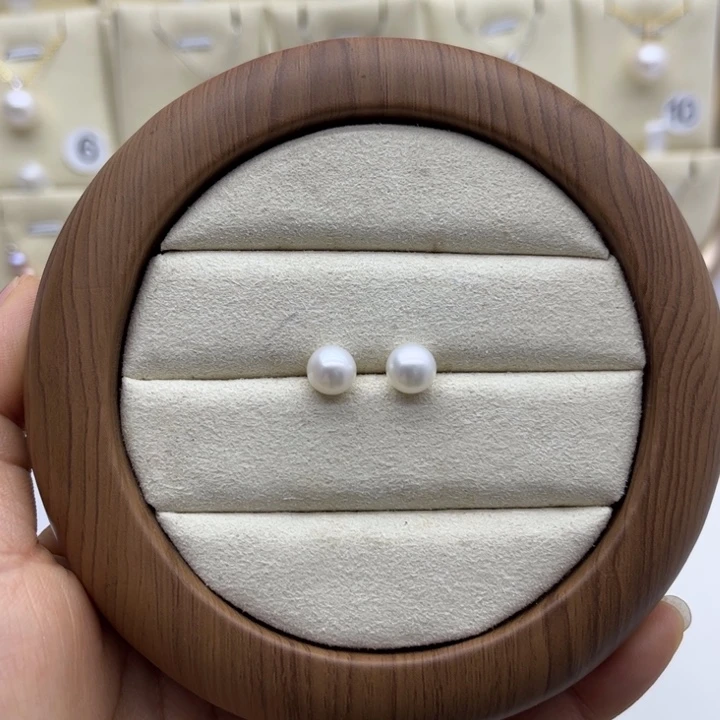 颈饰合金淡水珍珠