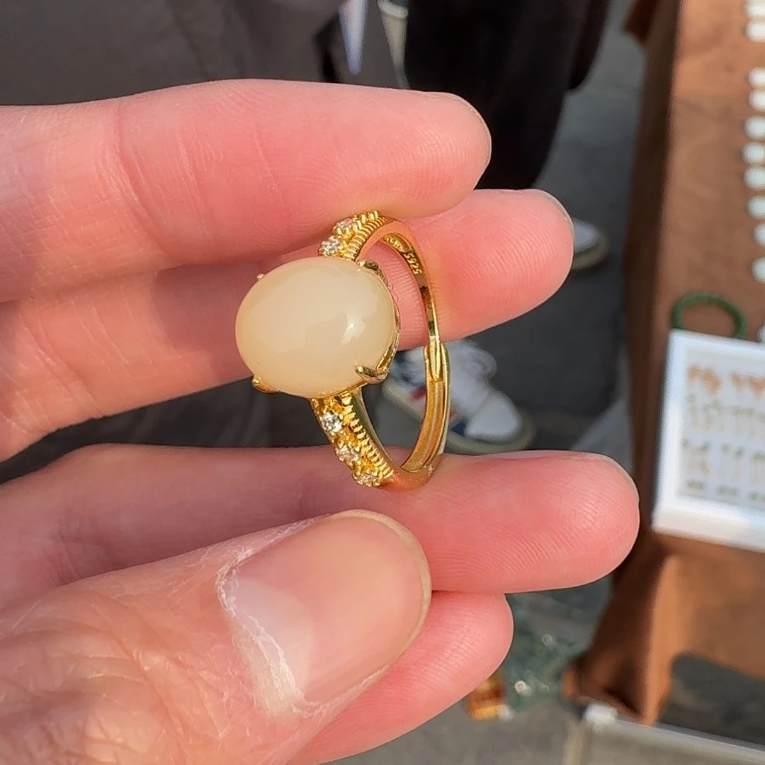 和田玉戒指银S925镶嵌36顾哥