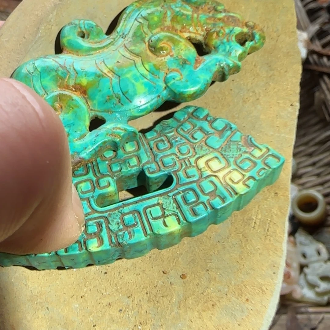 用***8瓷片陶瓷艺术作品