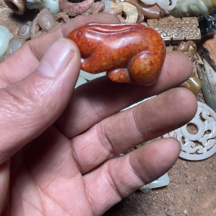 和田玉（糖玉）未镶嵌颈饰