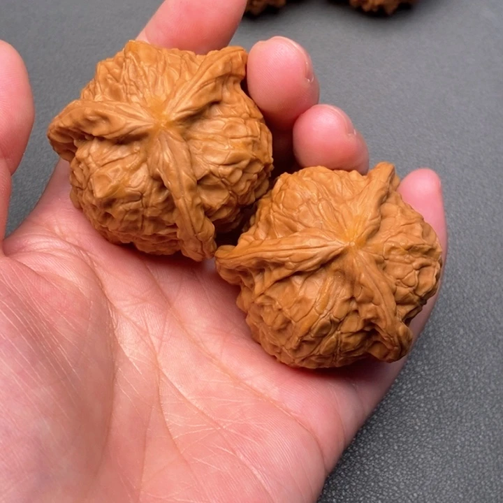 吊坠文玩核桃白****料
