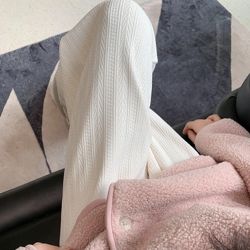 白色雪尼尔外穿阔腿裤女春秋2025小个子麦穗针织窄版直筒裤子宽松