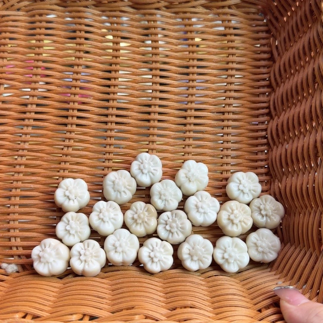 一***壳吊坠菩提根/象牙果瑕疵牙果月饼花20颗不售后有裂