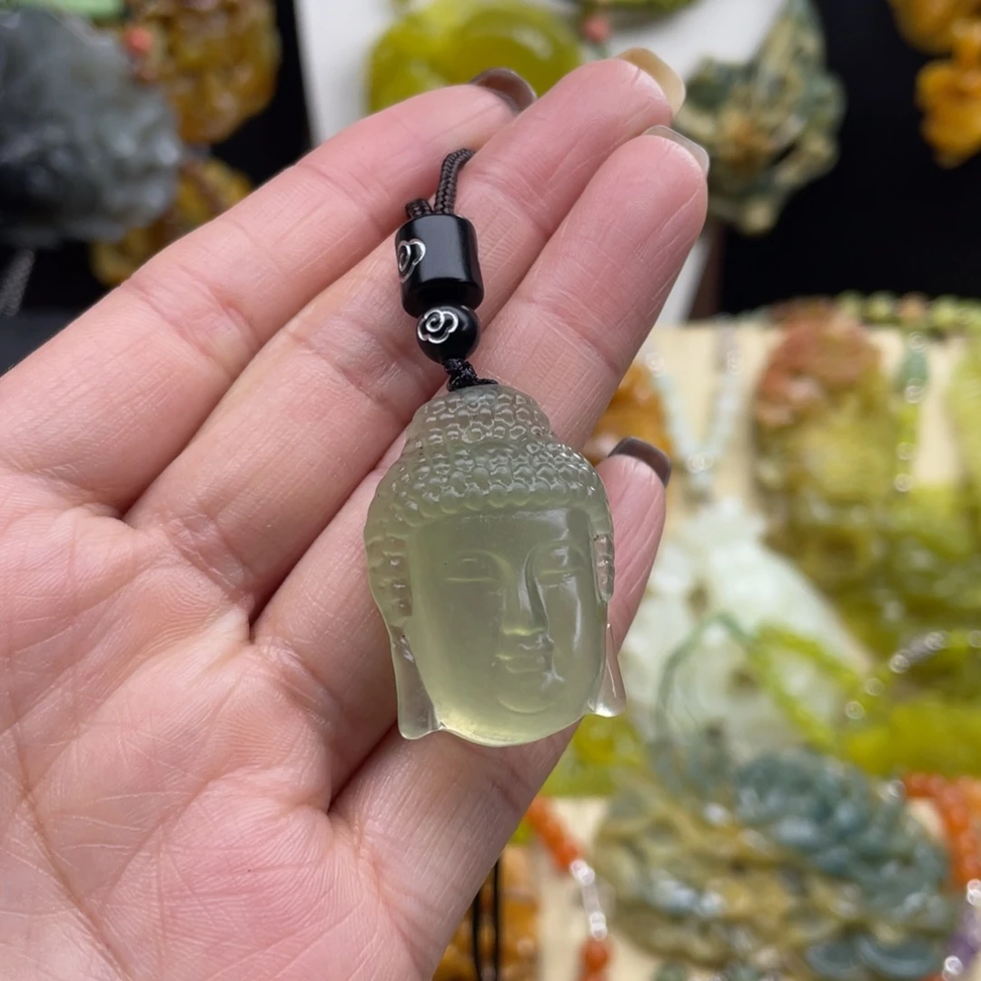 未镶嵌蛇纹石玉颈饰