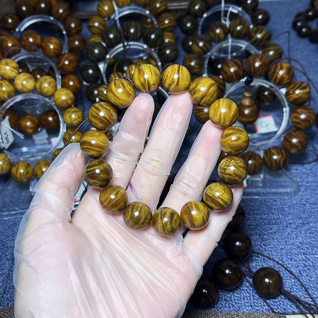 金丝楠手串/手链1.5枯木老料闪龙