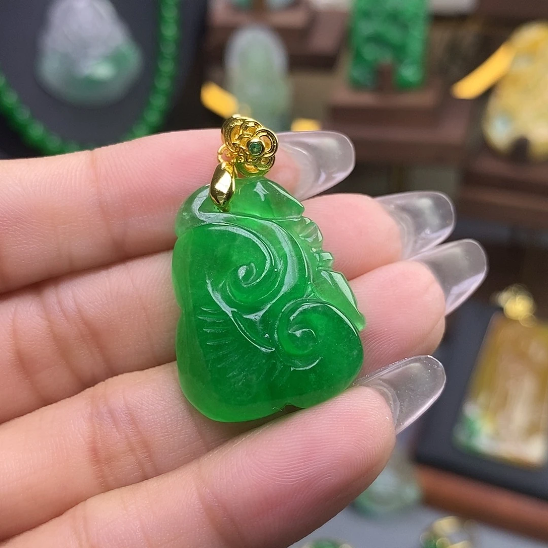 吊坠(赠链)未镶嵌翡翠