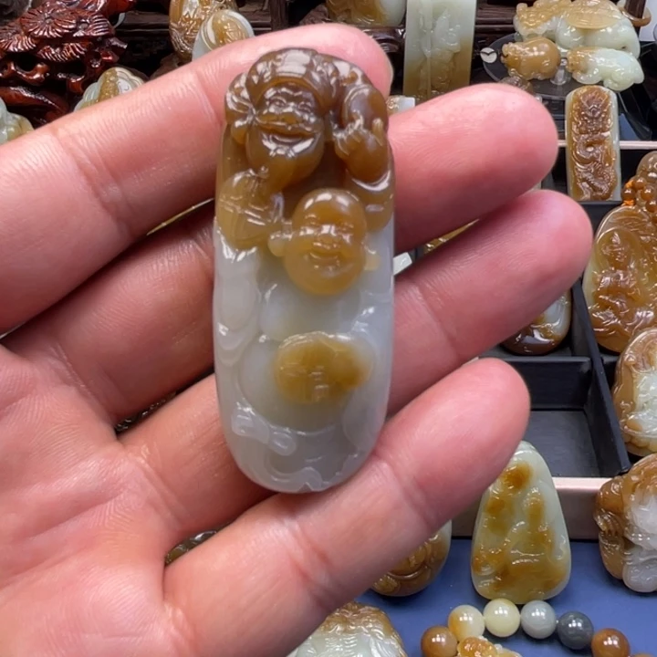 颈饰未镶嵌和田玉