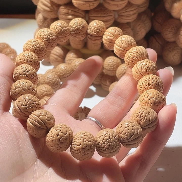 冬***密吊坠桃核桃核手串玲珑塔18