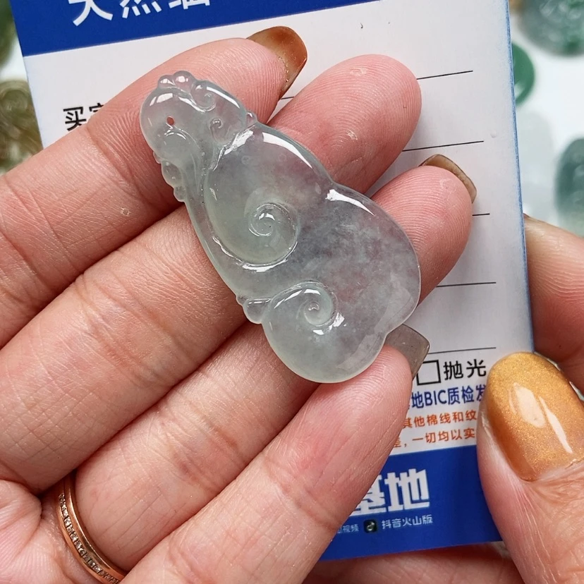 【闪购商品】翡翠颈饰未镶嵌如意