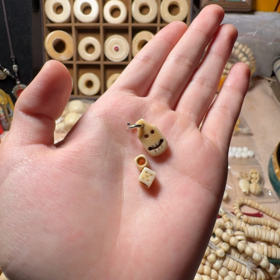 ****放藏传完美的配饰牌子