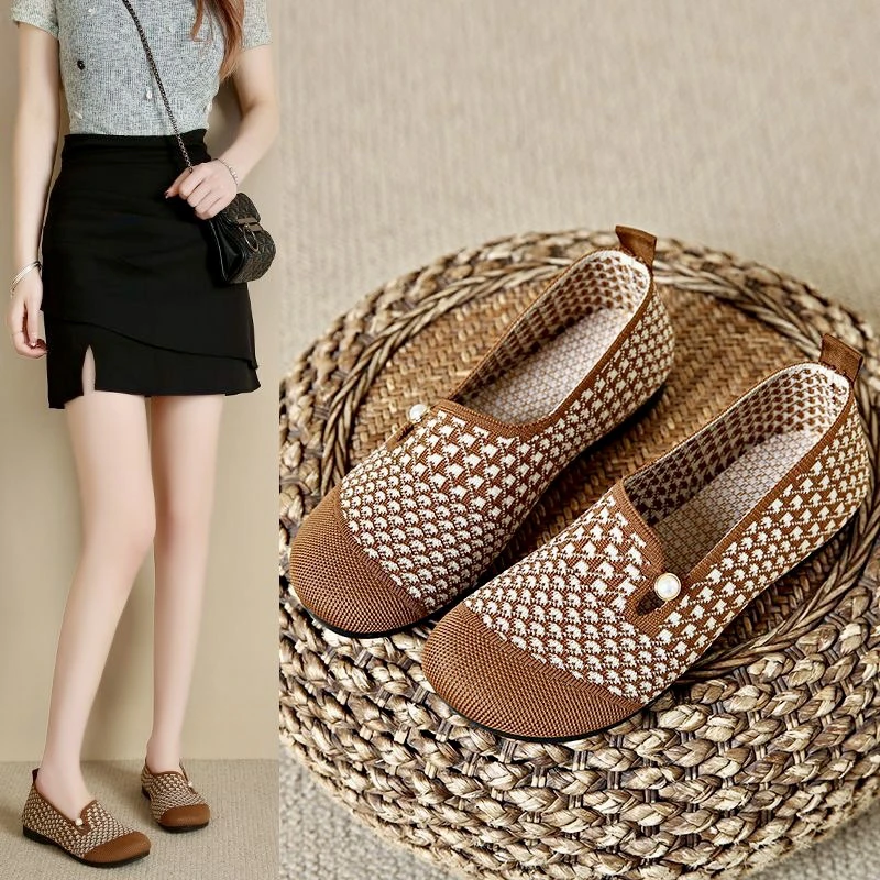 夏季新款妈妈女布鞋闰月鞋超轻软底透气防滑一脚蹬舒适单鞋中老年