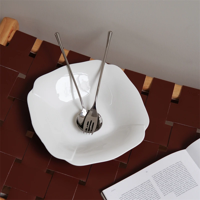 8.5寸21cm*4cm唯雅纸折方碗 陶瓷盘子花形盘