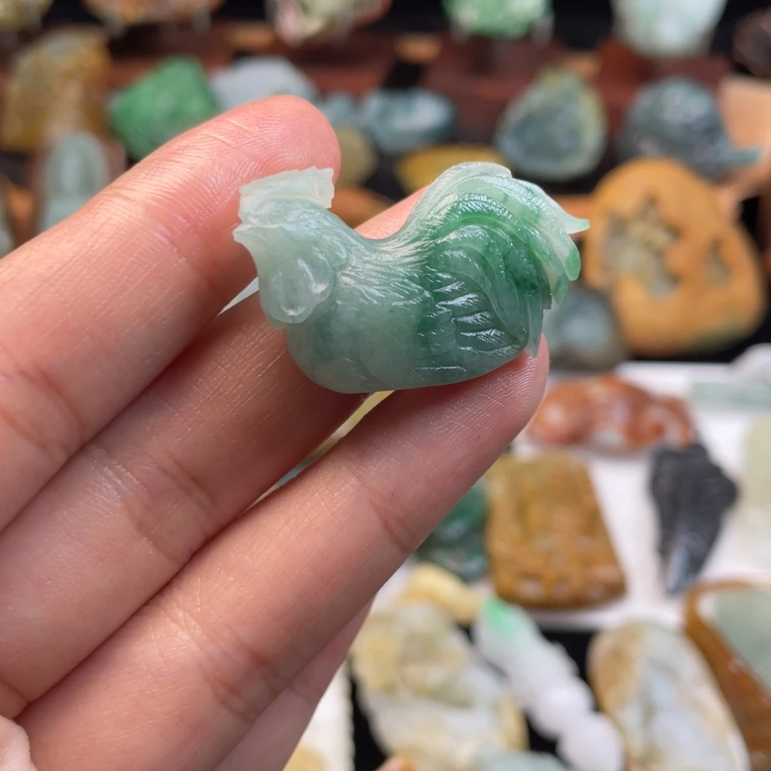 定制翡翠未镶嵌翡翠