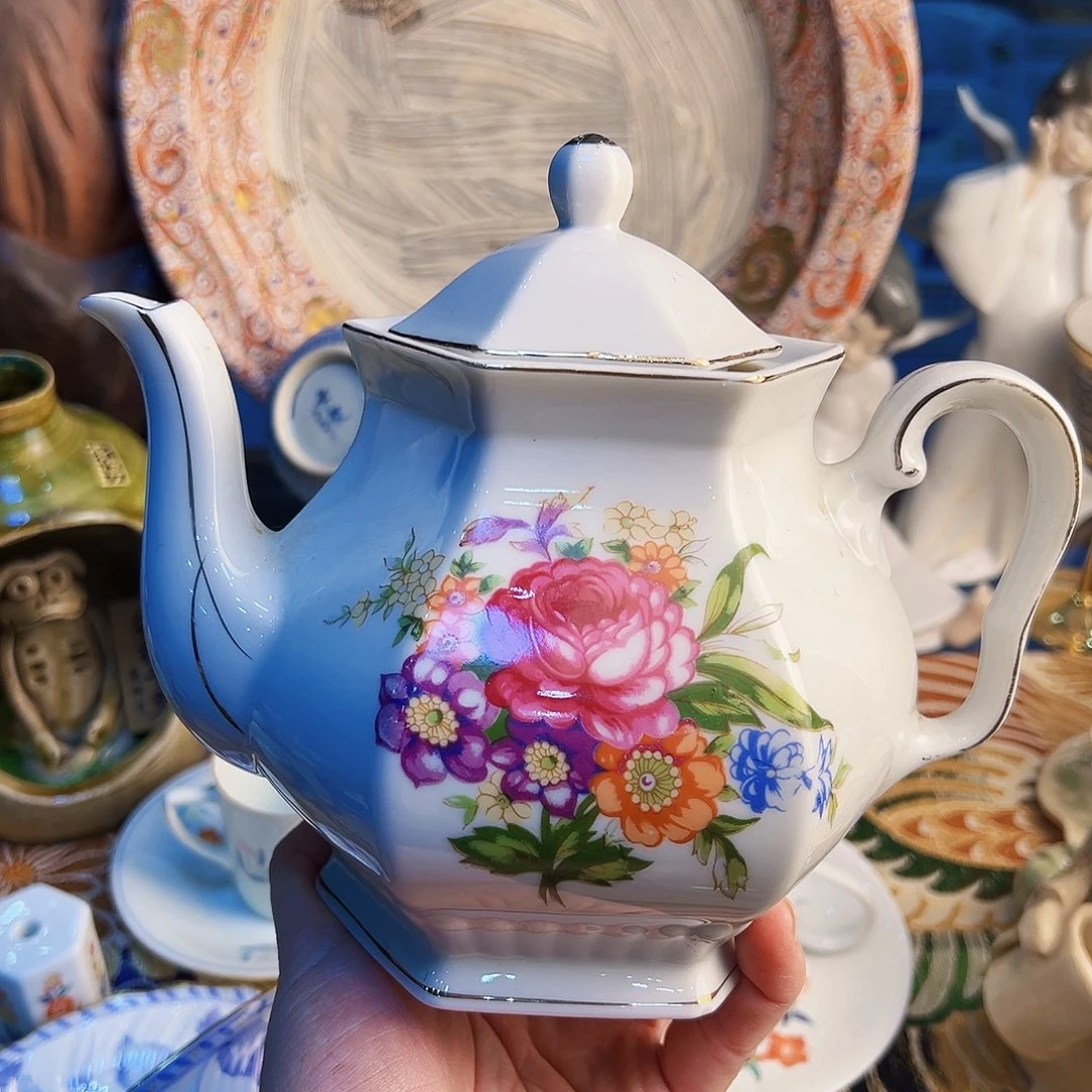 咖啡杯和茶杯是很棒呢