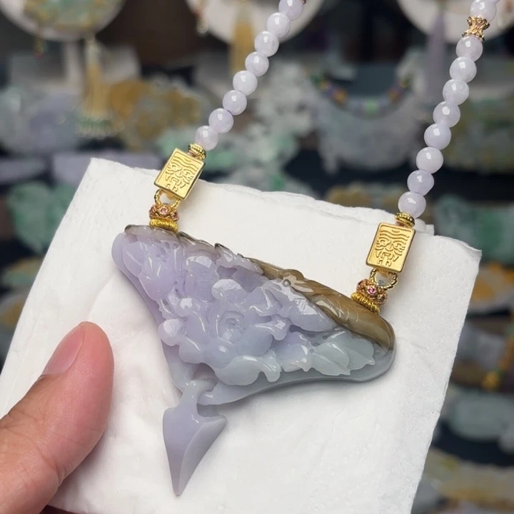 翡翠未镶嵌颈饰吊坠