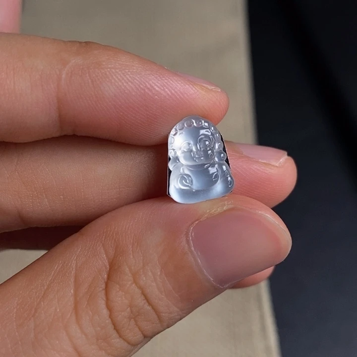 翡翠未镶嵌颈饰宝宝佛