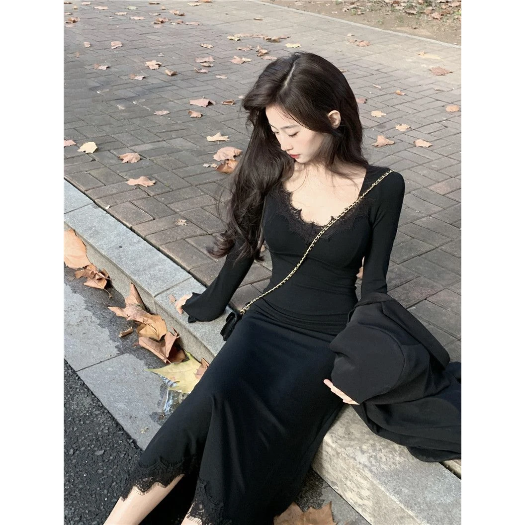 秋季新款长袖拼接鱼尾连衣裙女打底黑色蕾丝收腰修身气质裙子长裙