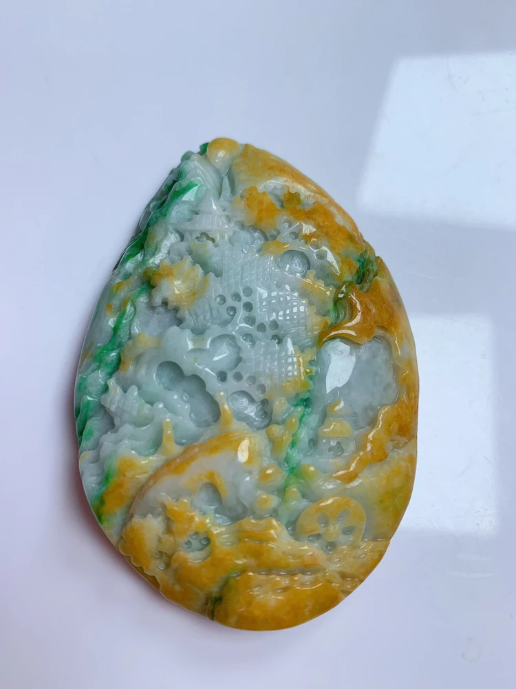 天然翡翠A货三彩大件山水吊坠一件