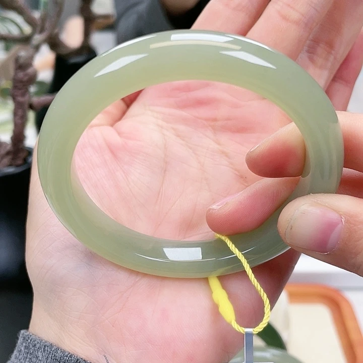 和田玉手镯5758未镶嵌