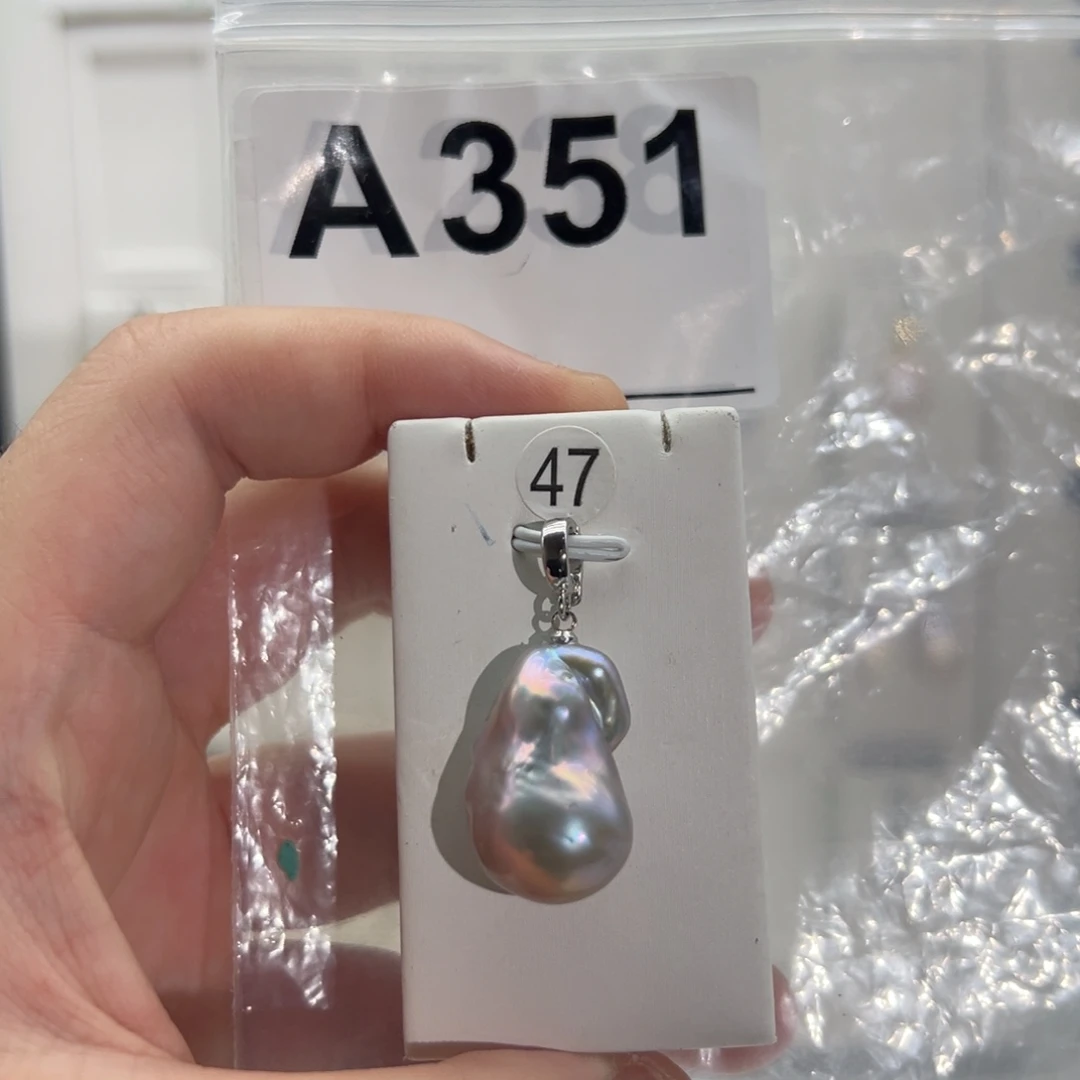 淡水珍珠合金颈饰