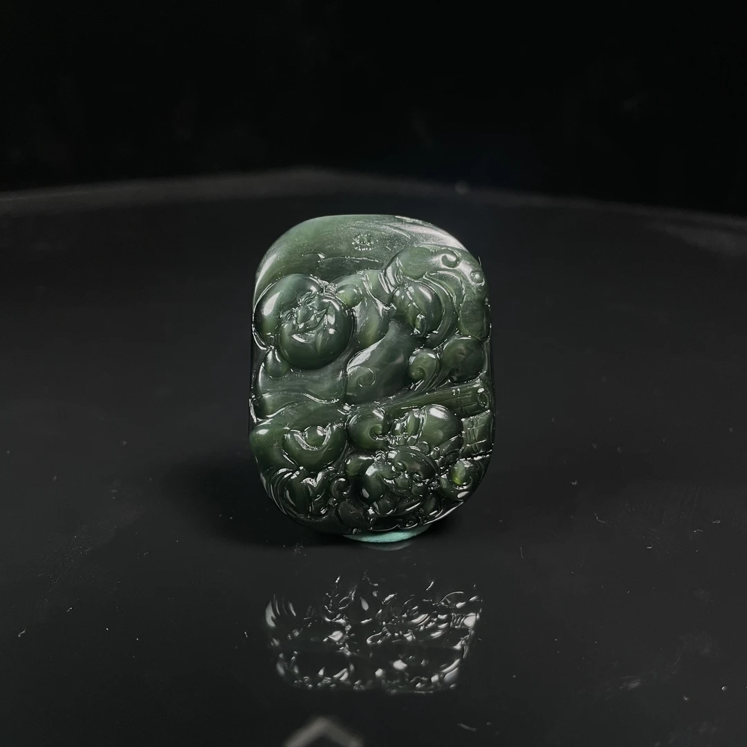lot3548和田玉福禄双全碧玉猫眼52.2*40.8*13.3mm/54.7g/北京世纪