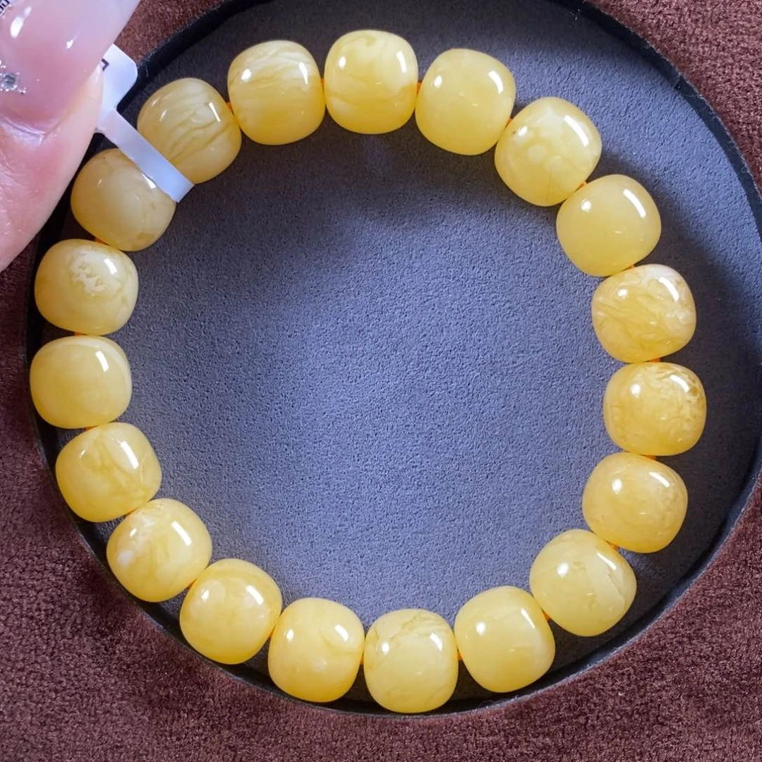 琥珀裸石未镶嵌GX12m 20.14g