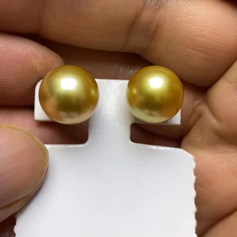 海水珍珠18K金镶嵌耳饰