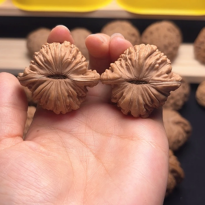 文玩核桃吊坠40四座楼