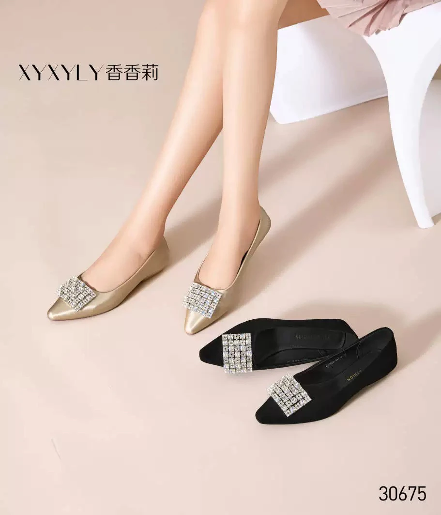 香香莉女鞋2025秋季新款尖头平底时尚百搭水钻一字带单鞋女30675