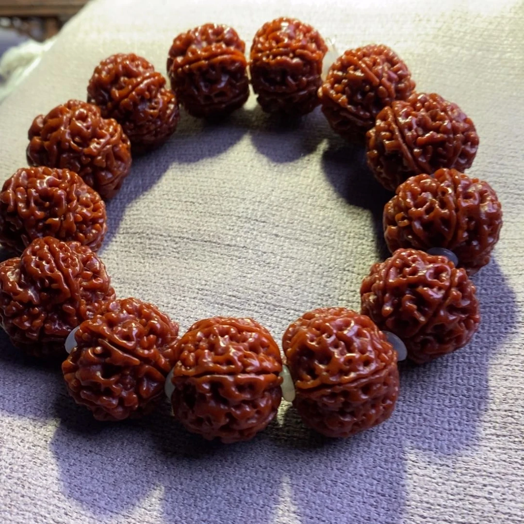 金刚菩提吊坠226原生态玉化