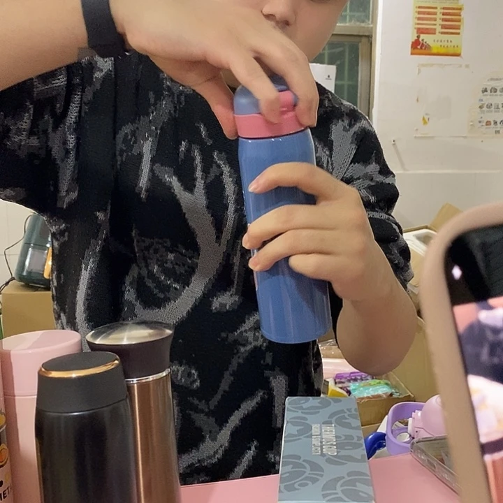 品牌弹跳保温杯保温杯