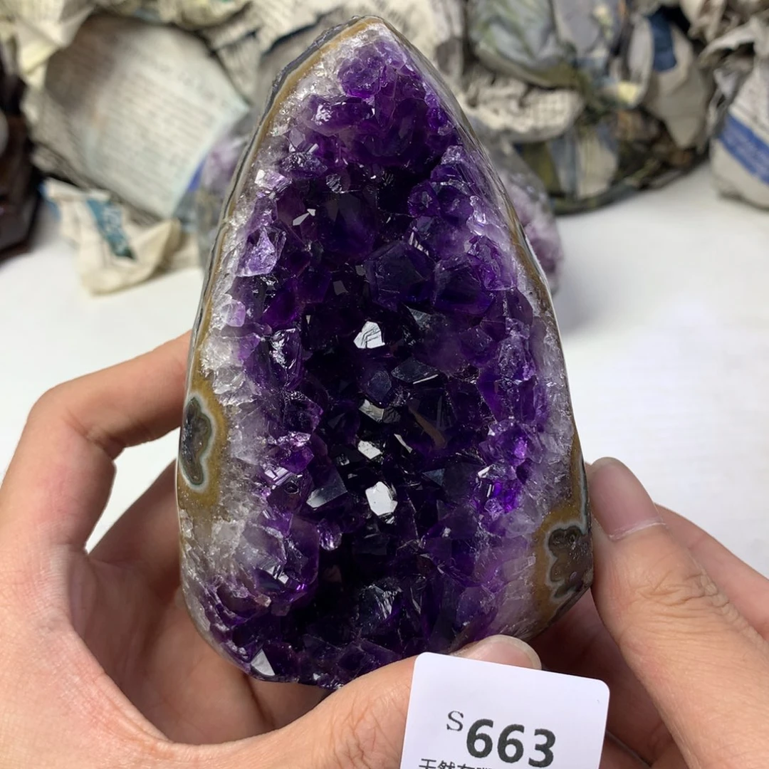 水晶大型摆件（非配饰）未镶嵌